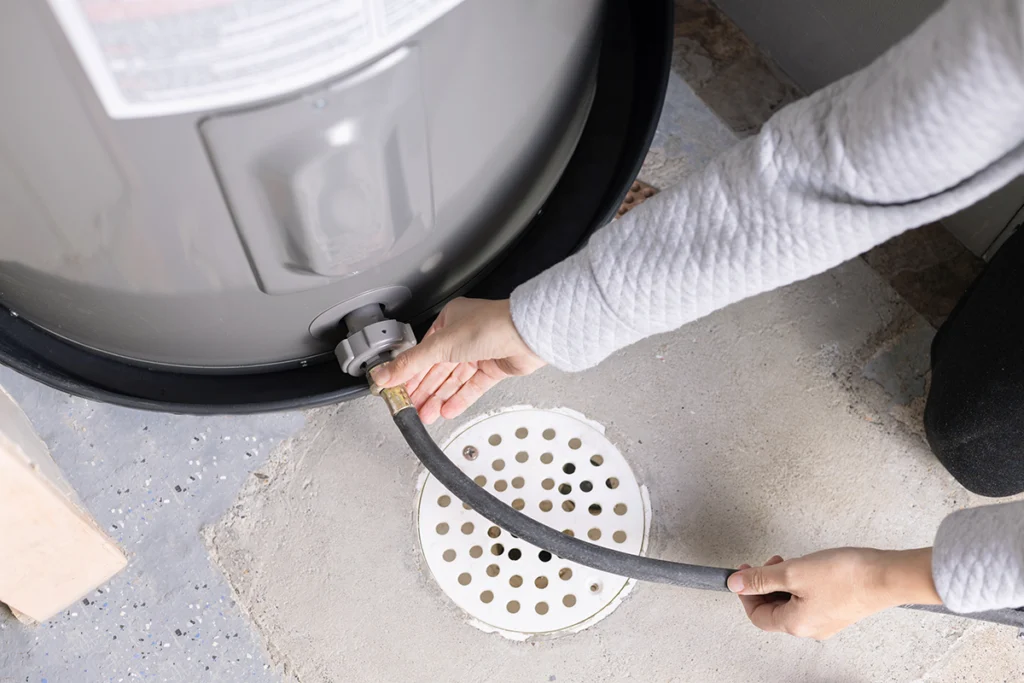 how to drain a hot water heater